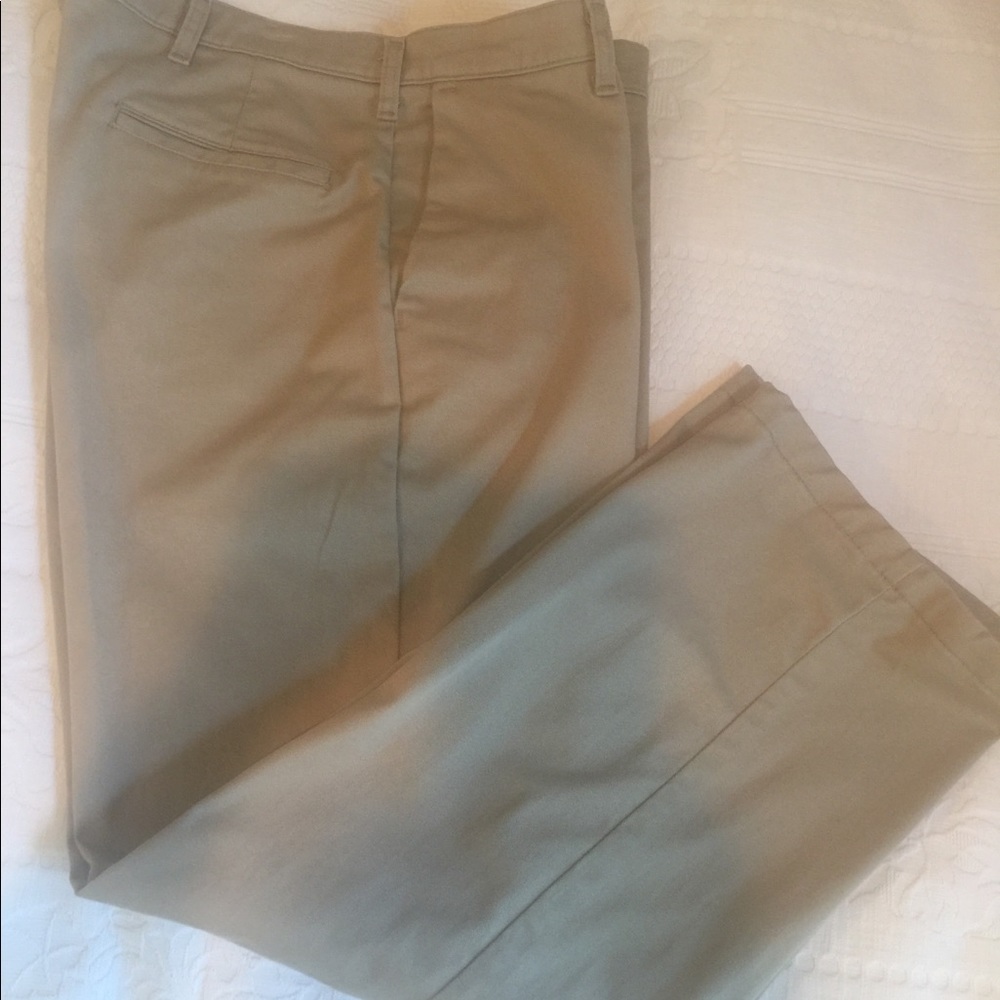 Docker khaki slacks 34x29